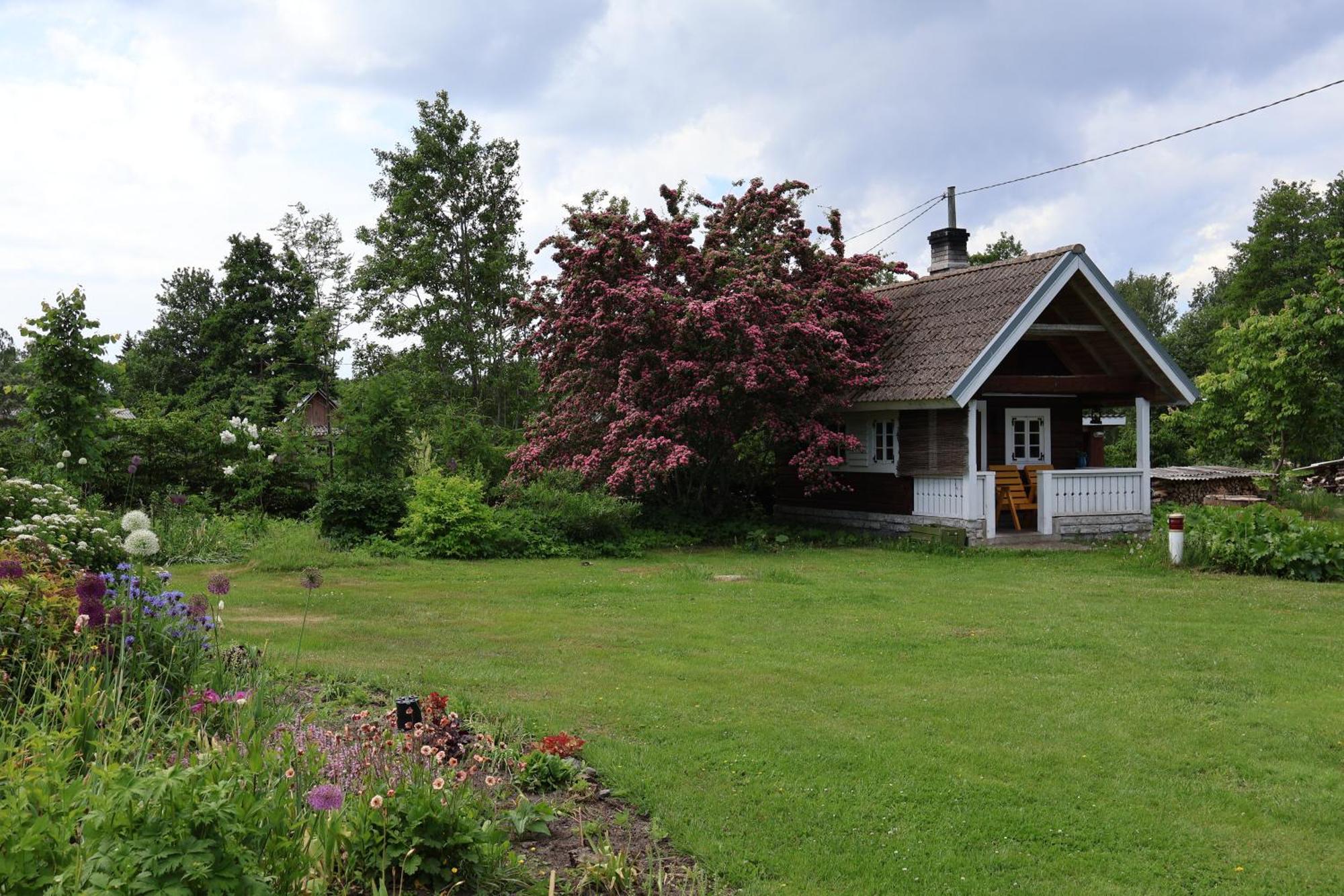 Leesi Kuelalistemaja Exterior foto