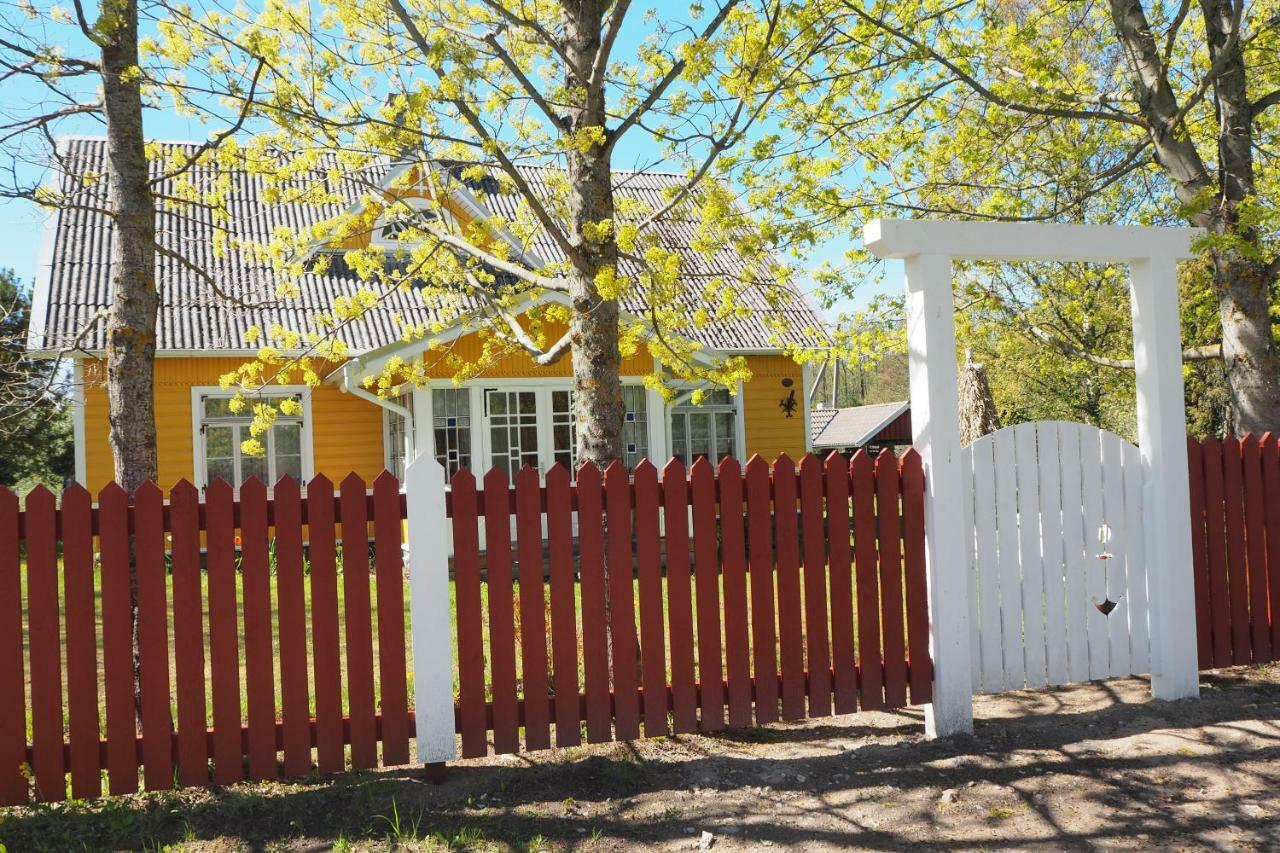 Leesi Kuelalistemaja Exterior foto